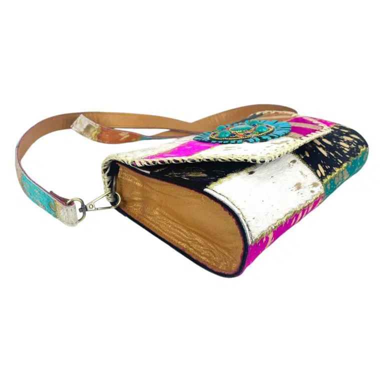Bolso Bandolera Tipo Sobre en Piel Artesanal Estilo Patchwork Hippie Mujer con Diseño Exclusivo - Imagen 8