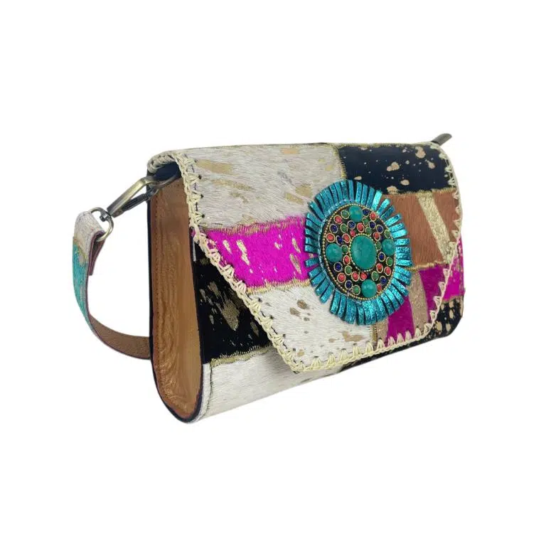 Bolso Bandolera Tipo Sobre en Piel Artesanal Estilo Patchwork Hippie Mujer con Diseño Exclusivo - Imagen 6