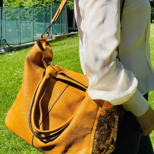 Bolso de Hombro Sintético para Mujer con Gran Capacidad y Lentejuelas Laterales