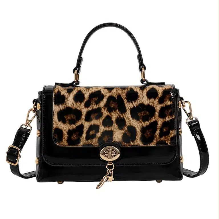 Bolso de Mano Sintético tipo Charol con Solapa Animal Print y Tachuelas Decorativas Mujer - Imagen 4