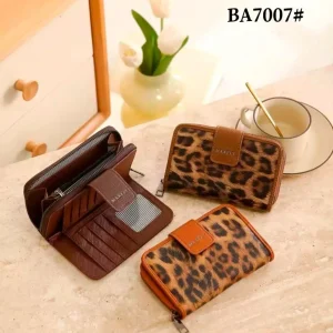 Monedero Sintético Maxfly con Diseño Lepardo, Solapa de Botón y Cremallera para Mujer