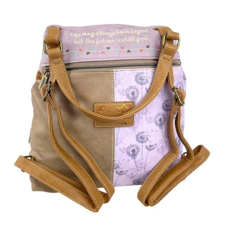 Amplia Mochila Sintética Sweet Candy con Diseño Muñeca y Bolsillo Frontal y Trasero para Mujer - Imagen 4