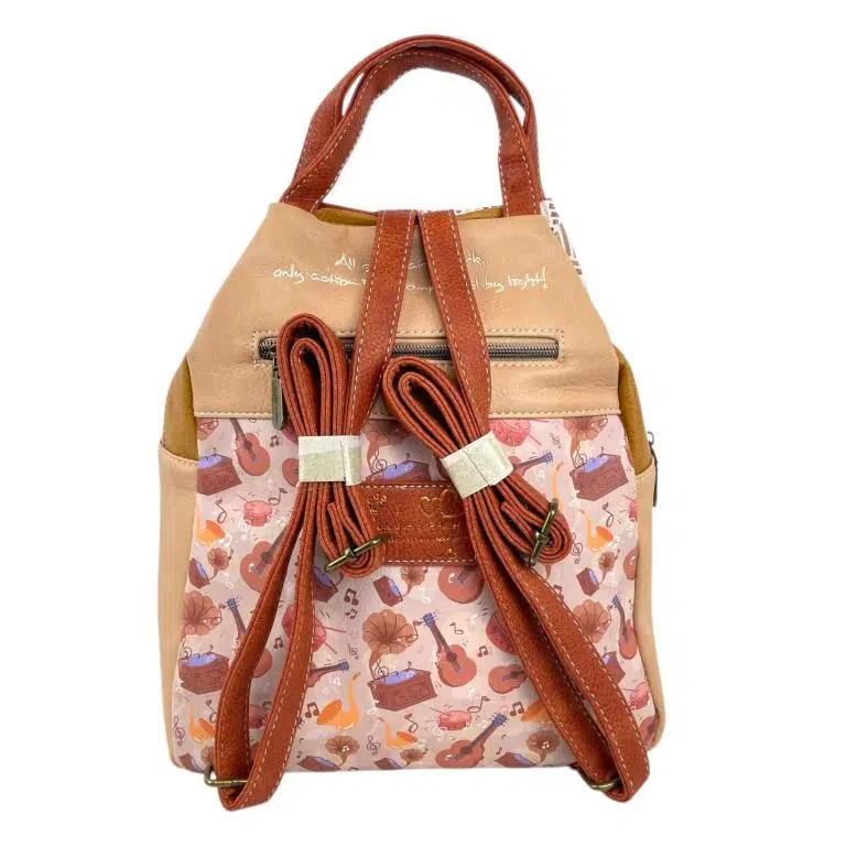 Amplia Mochila Sintética Muñeca Sweet Candy Mujer con Bolsillos Exteriores y Cremallera - Imagen 4