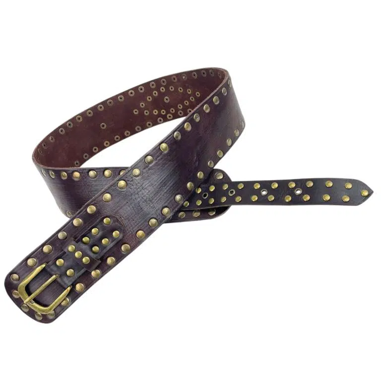 Cinturón Artesanal Exclusivo en Piel con Muchas Tachuelas Decorativas y Gran Calidad para Mujer