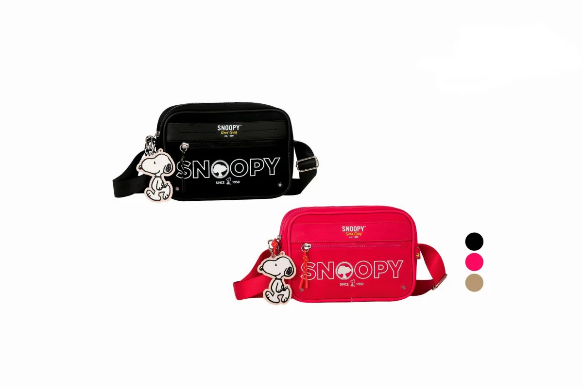 Bolso Bandolera Snoopy en Nylon de Calidad con Llavero, Bolsillo Frontal y Cremallera