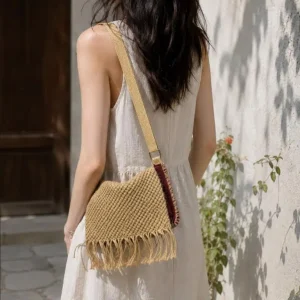 Bandolera de yute con solapa