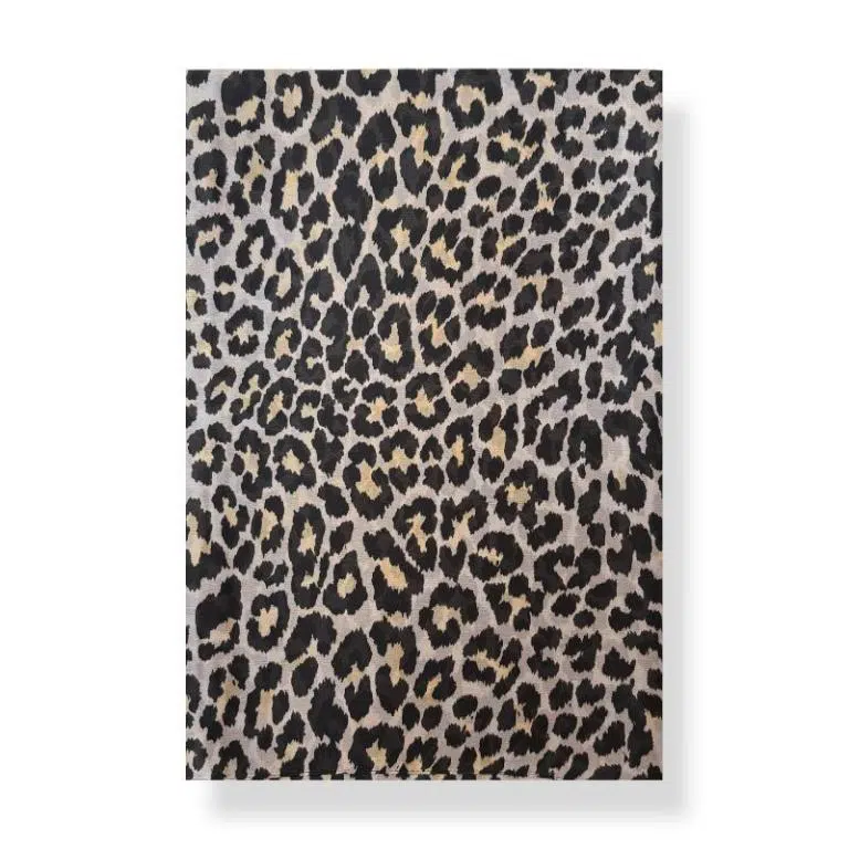 Amplia Bufanda de Seda para Mujer con Bonito Diseño Animal Print - Imagen 2
