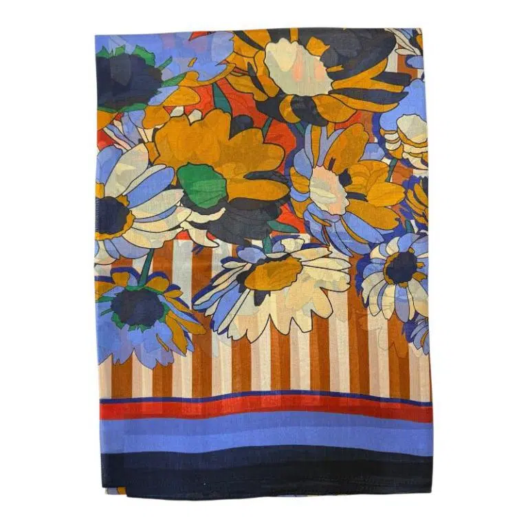 Amplia Bufanda de Mujer en Seda 100% con Bonito Diseño y Gran Calidad - Imagen 3