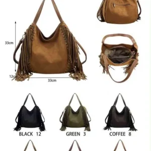 Amplio Bolso de Hombro Sintético tipo Hobo con Flecos y Tachuelas Decorativas para Mujer