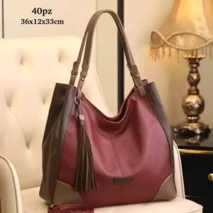 Bolso de Hombro Sintético Tricolor tipo Hobo con 2 Asas y Decoración Frontal para Mujer