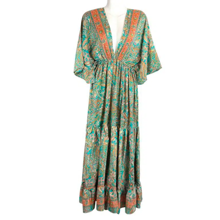 Vestido Largo Artesanal de Seda para Mujer con Diseño Multicolor y Cierre de Tira en Cuello - Imagen 3