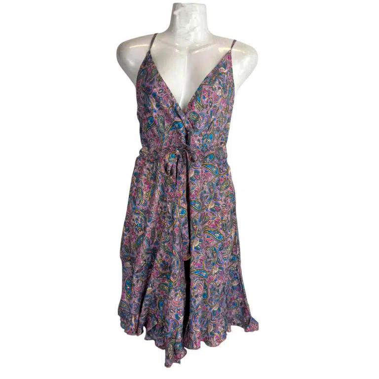 Vestido Corto Artesanal de Seda para Mujer con Espalda Fruncida y Cuello en V - Imagen 3