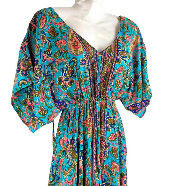 Vestido Artesanal Largo de Seda con Talla Única, Bonitos Colores y Gran Calidad para Mujer - Imagen 6