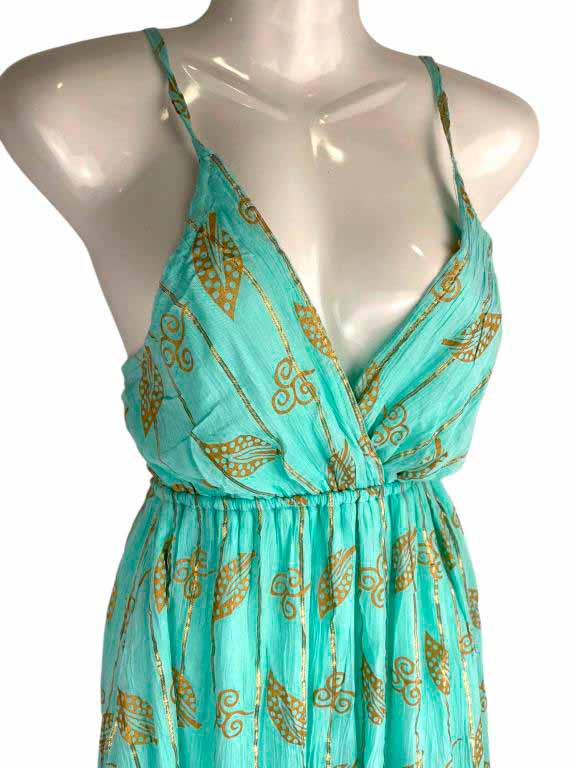 Vestido Ligero Artesanal con Espalda Descubierta, Tirantes, Escote y Talla Única para Mujer - Imagen 4