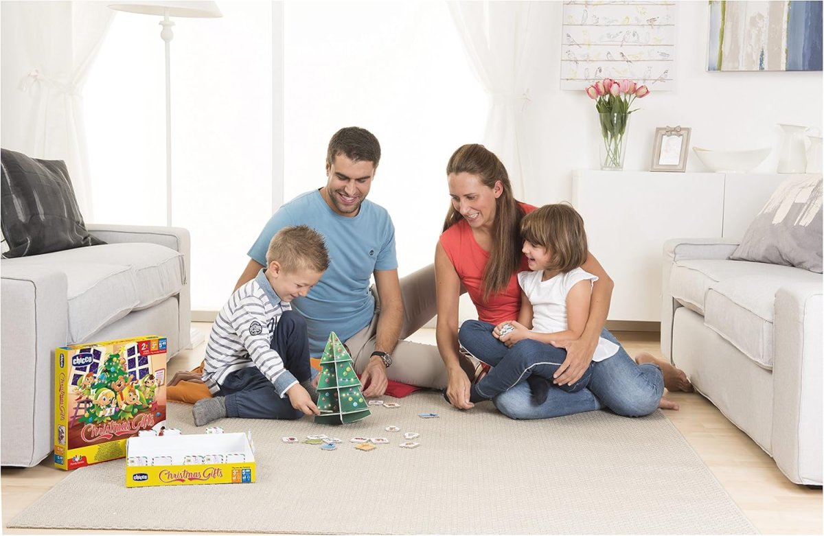 CHICCO – Christmas Gifts Juego de Mesa Navidad Niños Memoria Equilibrio +3 Años - Imagen 3