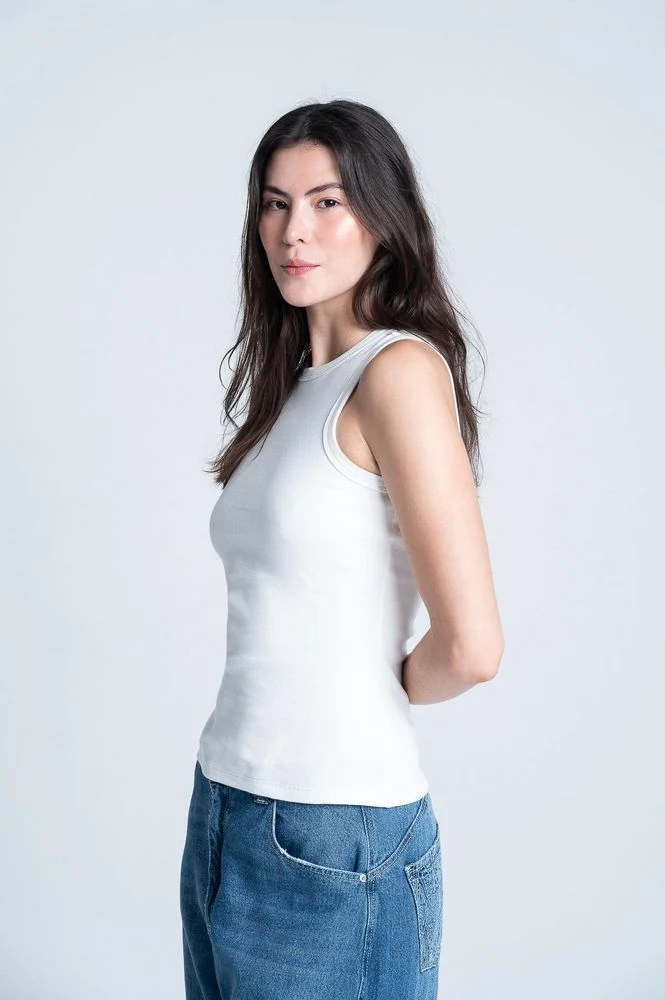 Camiseta en Rib Slim Fit ARKITECT MARIA ELENA VILLAMIL - Imagen 3