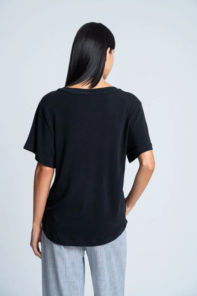 Camiseta Pijama Amplia BRONZINI X ISABEL HENAO - Imagen 4