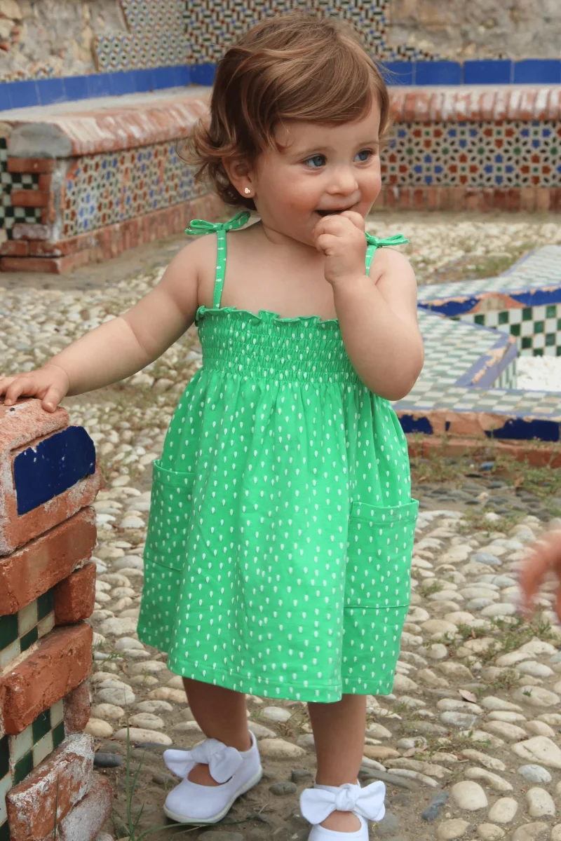 Vestido bebé niña verde con nido de abeja - Imagen 2