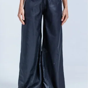 Pantalon Negro Encerado Amplia ARKITECT