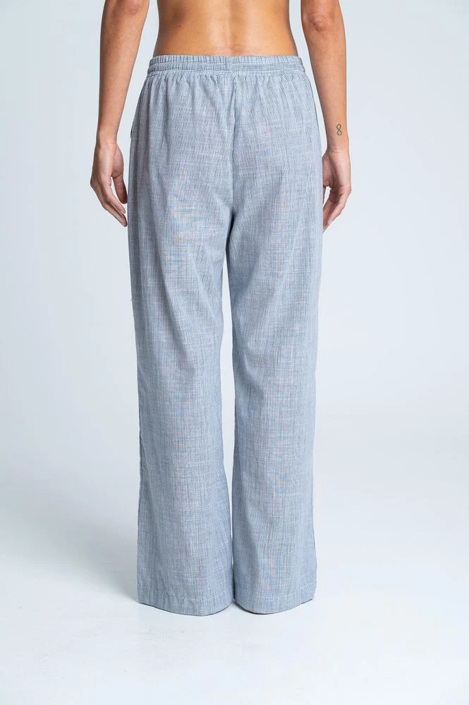 Pantalón Pijama Amplia BRONZINI X ISABEL HENAO - Imagen 5