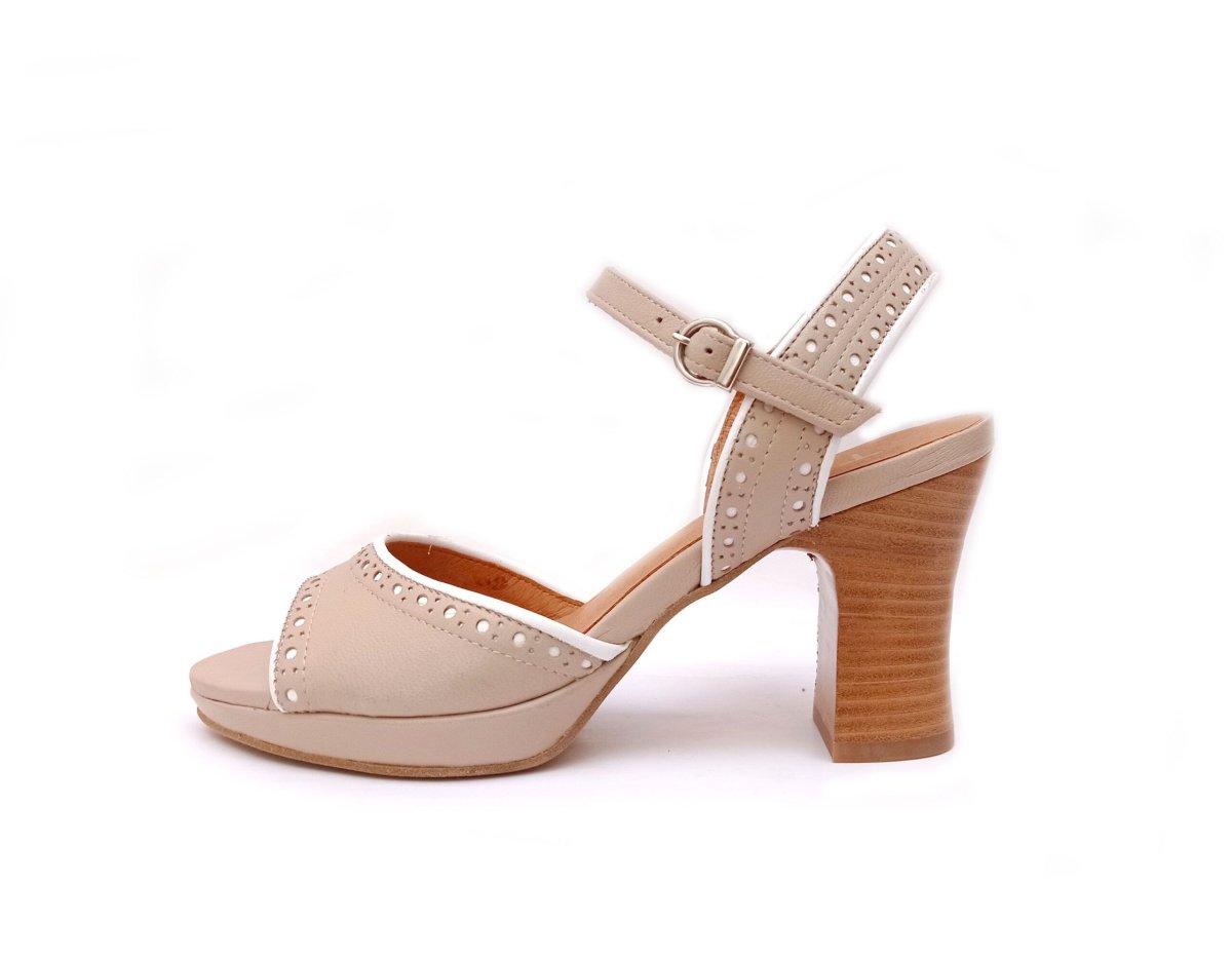 Sandalias de tacón con pulsera al tobillo Too by Virus color piedra - Imagen 4