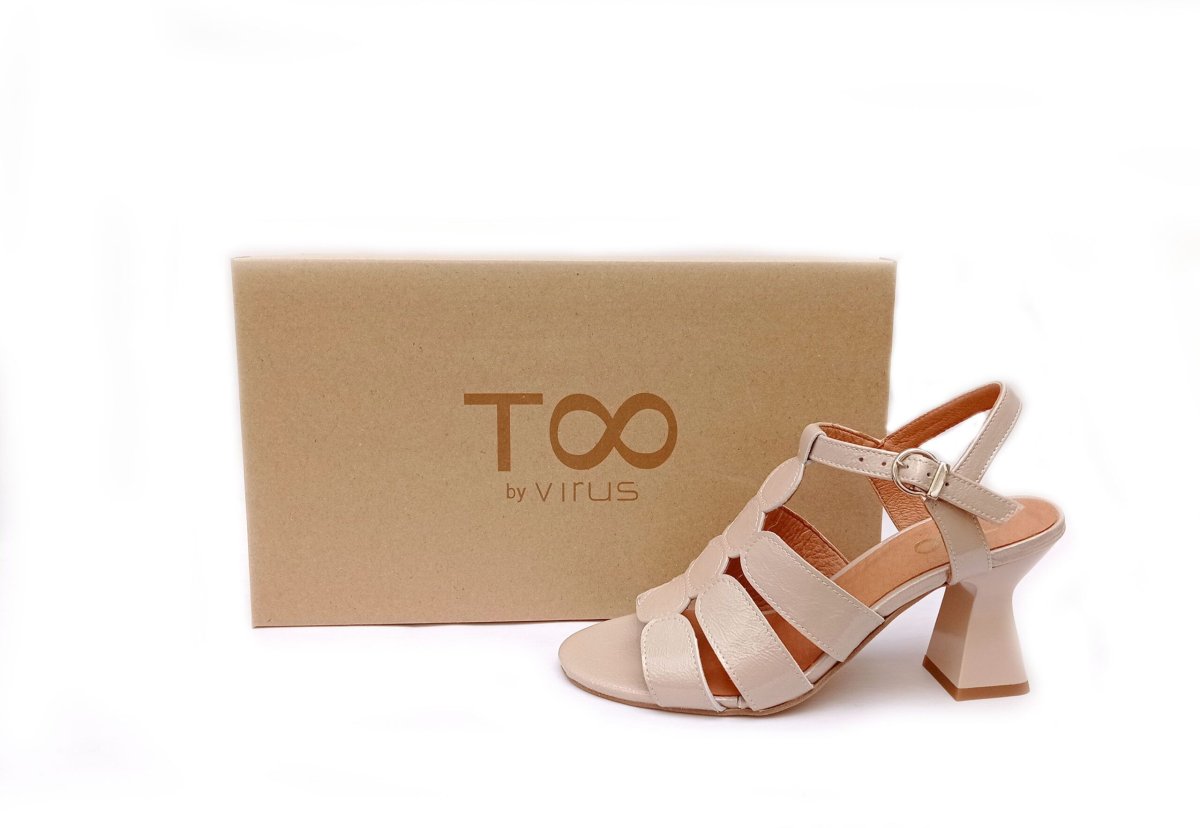 Sandalias de tiras en piel charol Too by Virus color piedra - Imagen 2