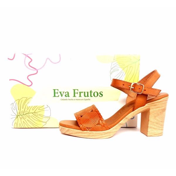 Sandalias de tacón Eva Frutos con pulsera al tobillo cuero - Imagen 3