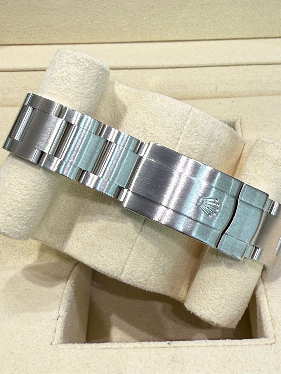 Rolex Oyster Perpetual 36 | REF:116000 | Año 2011 | Caja y Papeles - Imagen 5