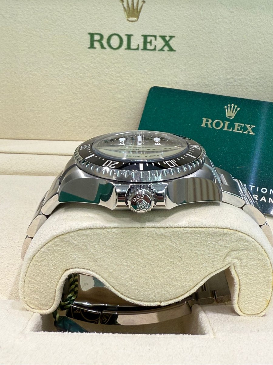 Rolex Sea-Dweller Deepsea | REF:136660 | Año 2023 | Caja y Papeles - Imagen 6