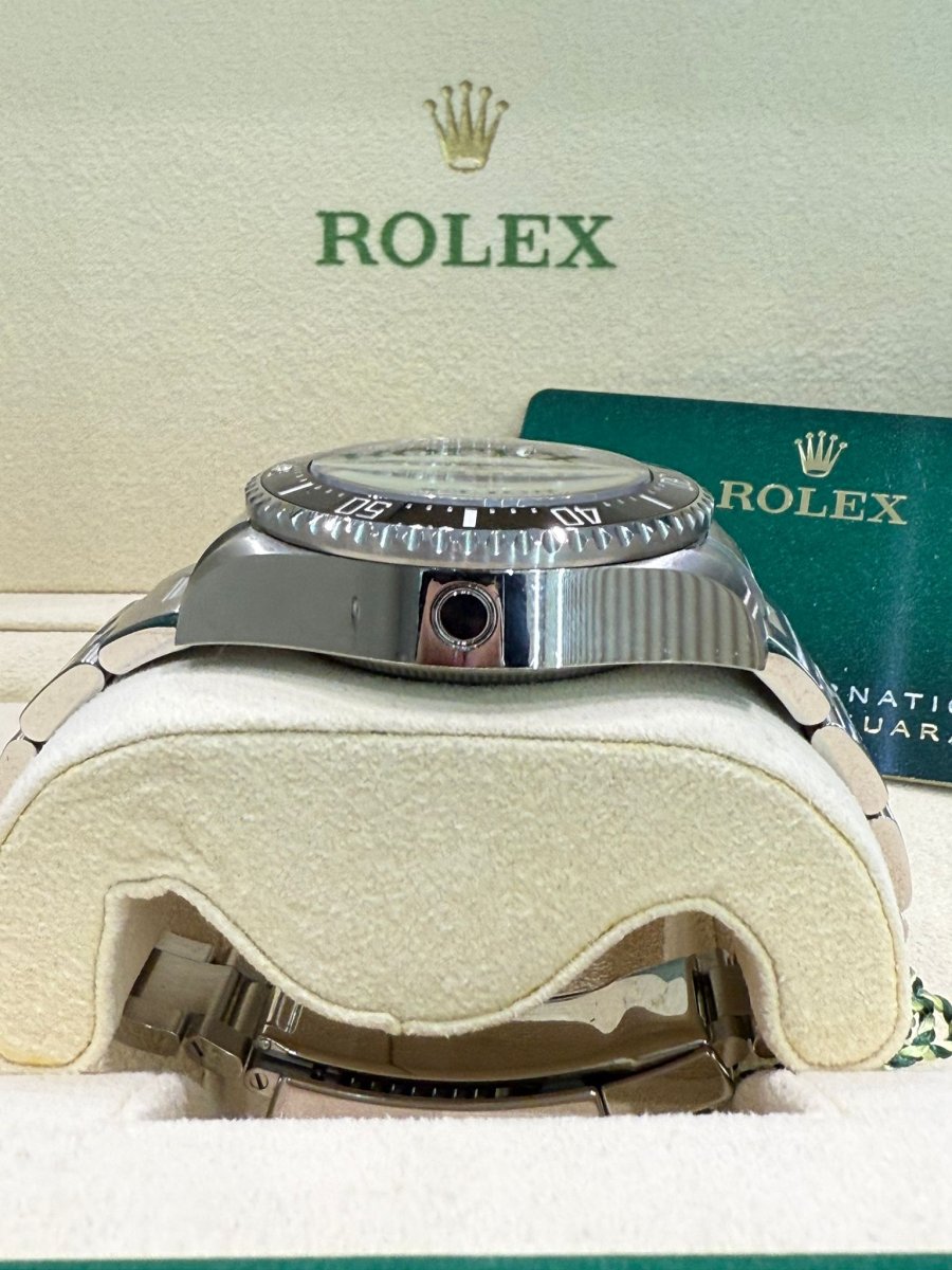 Rolex Sea-Dweller Deepsea | REF:136660 | Año 2023 | Caja y Papeles - Imagen 5