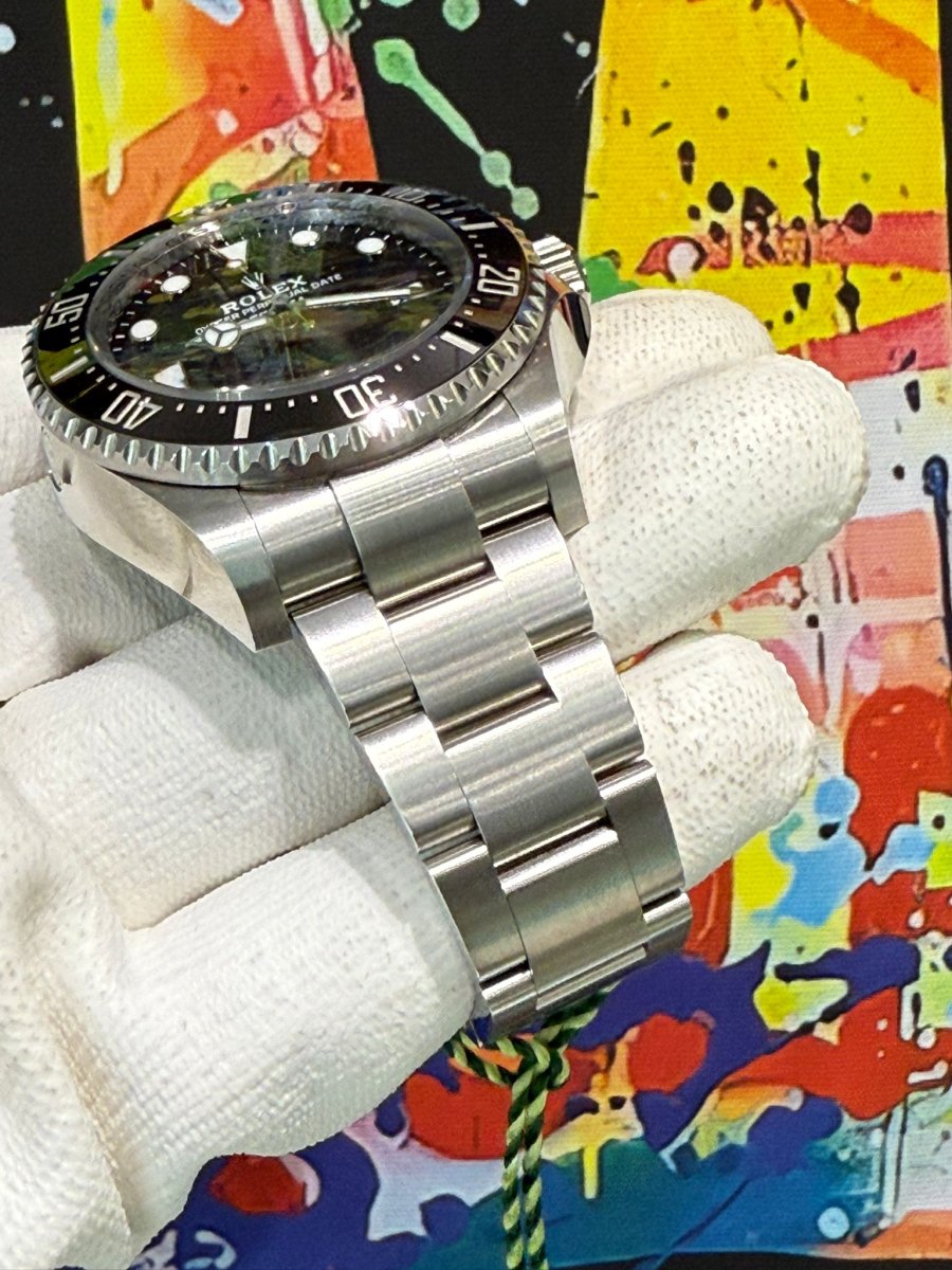 Rolex Sea-Dweller Deepsea | REF:136660 | Año 2023 | Caja y Papeles - Imagen 9