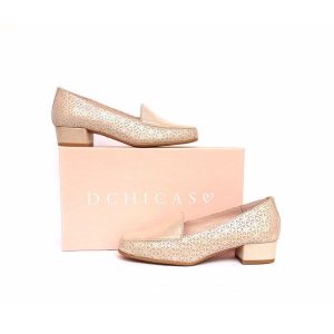 Zapatos tipo mocasín de tacón bajo D’Chicas oro champán