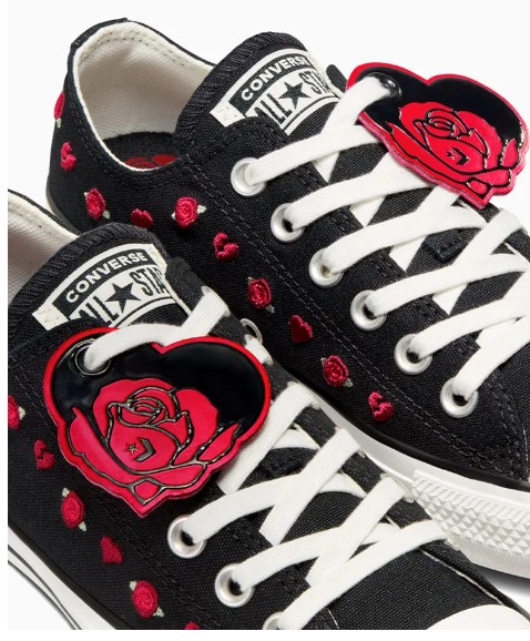CONVERSE – Converse Chuck Taylor Negras con Corazones Mujer San Valentín - Imagen 5