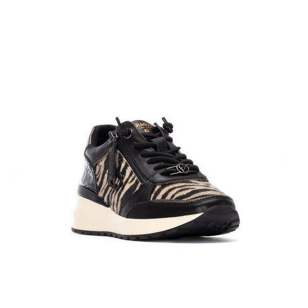 Zapatilla de mujer plano Carmela 16265303 negro - Imagen 5