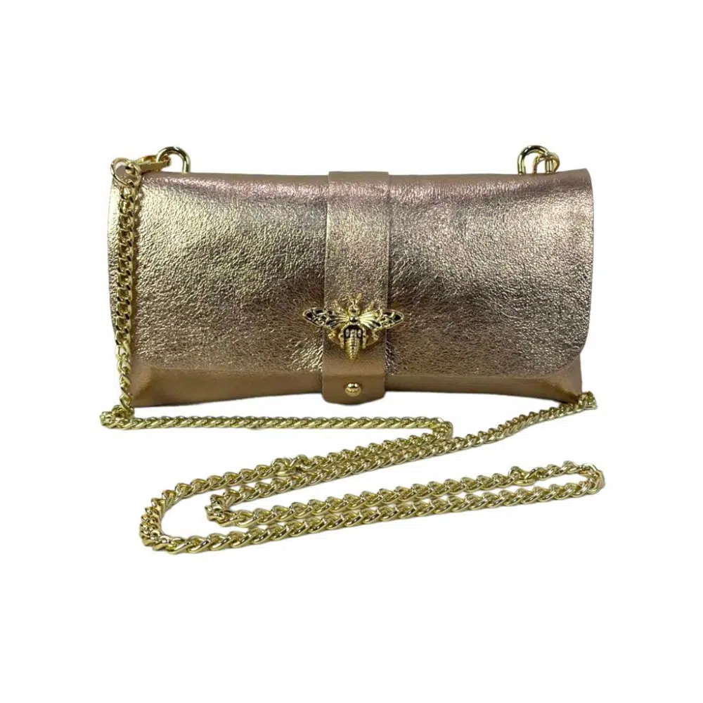 Bolso de Piel Metalizado tipo Sobre con Broche de Abeja para Mujer - Imagen 5