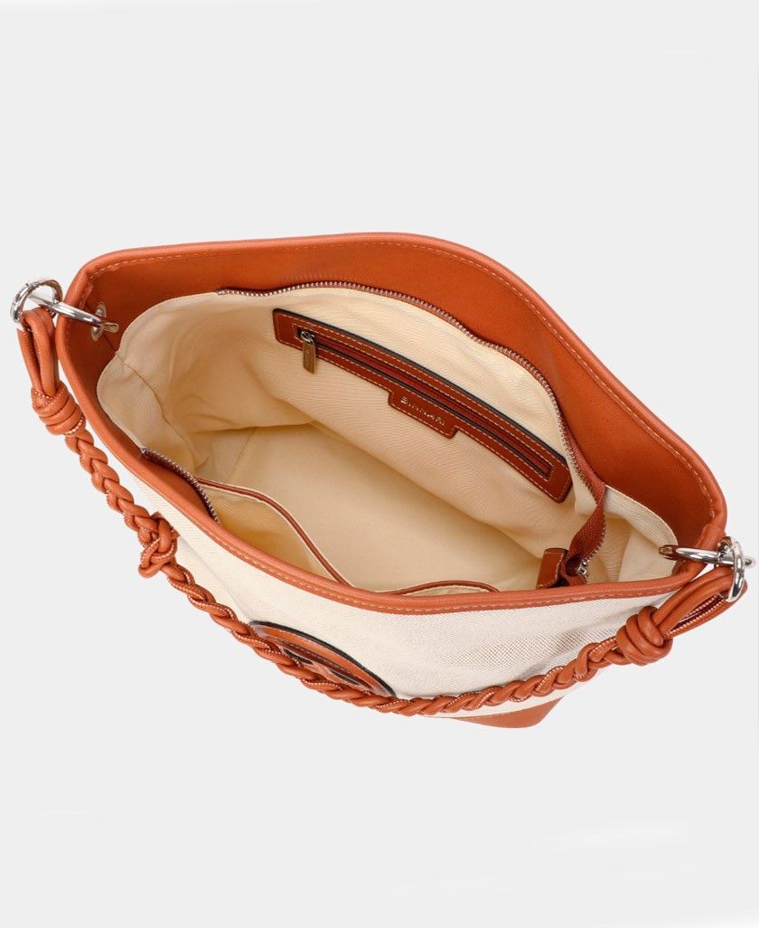 Bolso doble posición Binnari modelo Esla color cuero - Imagen 4