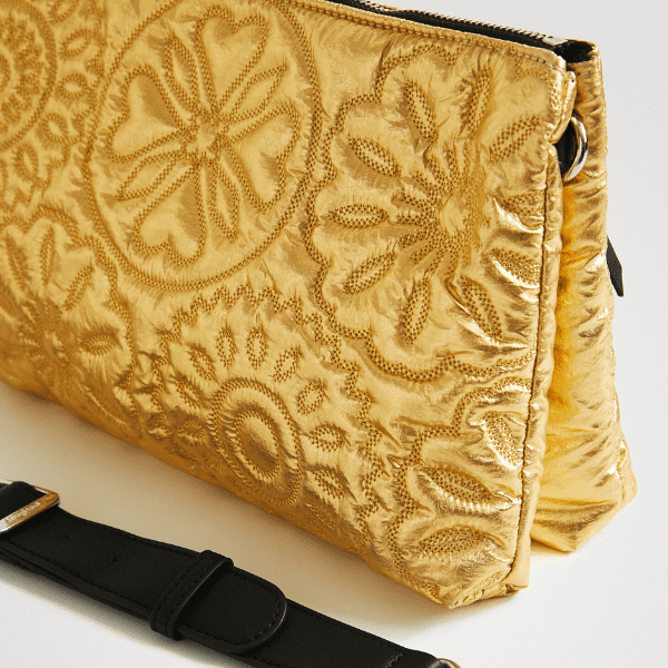 DESIGUAL – Bolso Desigual Big Big Dortmund Dorado Mujer | Bandolera Glamour Edición Limitada 21WAXAA8 - Imagen 5