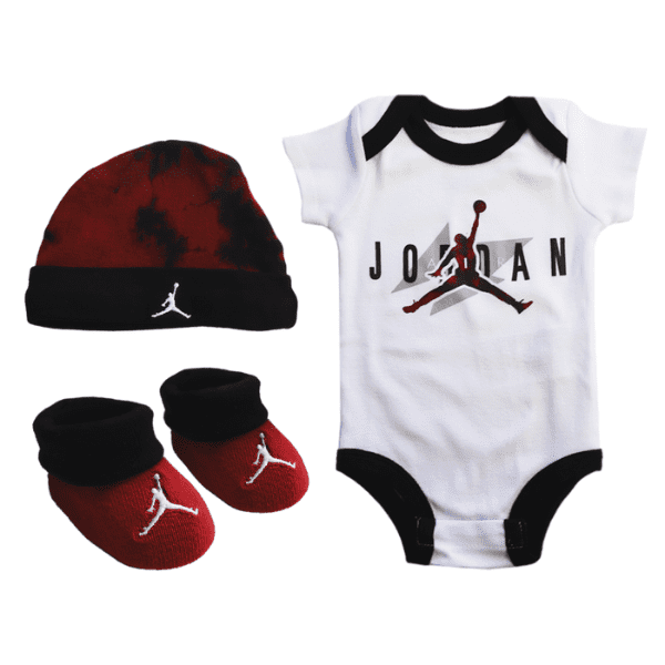 NIKE – Conjunto Bebé Air Jordan 3 Piezas Body Gorro y Patucos Blanco Negro Rojo Edición Limitada NJ0446-001 - Imagen 2
