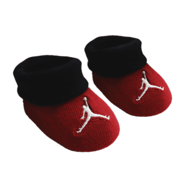 NIKE – Conjunto Bebé Air Jordan 3 Piezas Body Gorro y Patucos Blanco Negro Rojo Edición Limitada NJ0446-001 - Imagen 9
