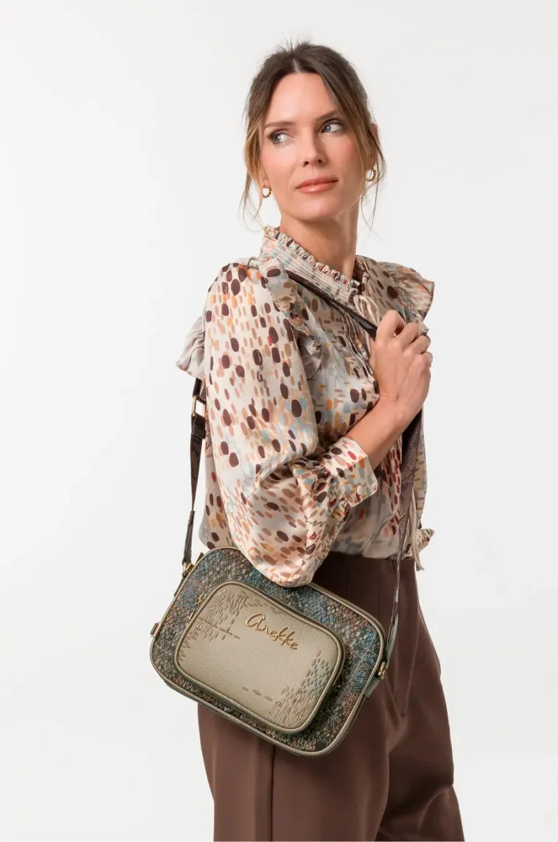 Bolso ANEKKE · Bandolera mediana · Doble compartimento · Bolsillo Frontal · Coleccion Blossom - Imagen 3