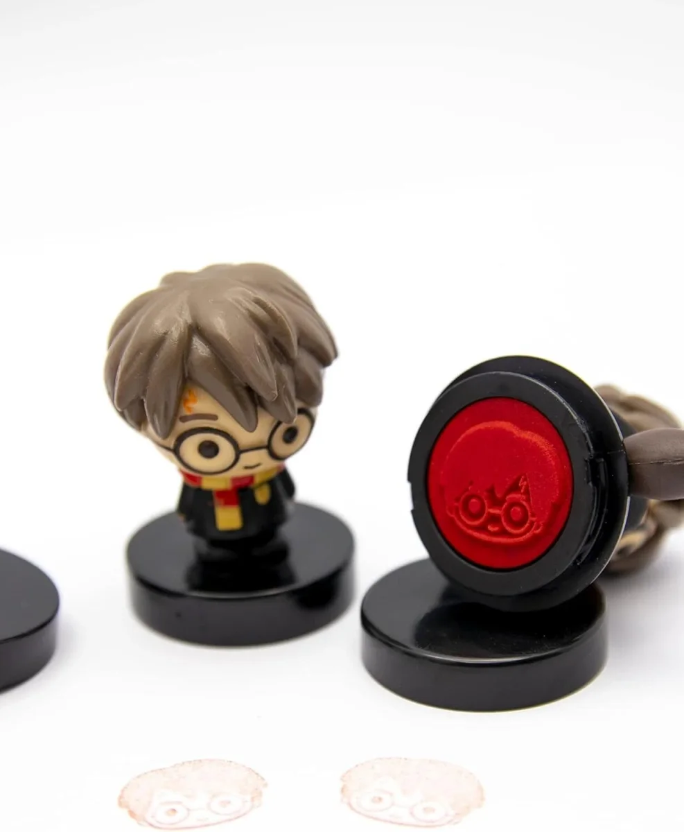 HARRY POTTER – Stampers Deluxe Box – Set 12 Figuras 3D con Sellos Coleccionables - Imagen 8