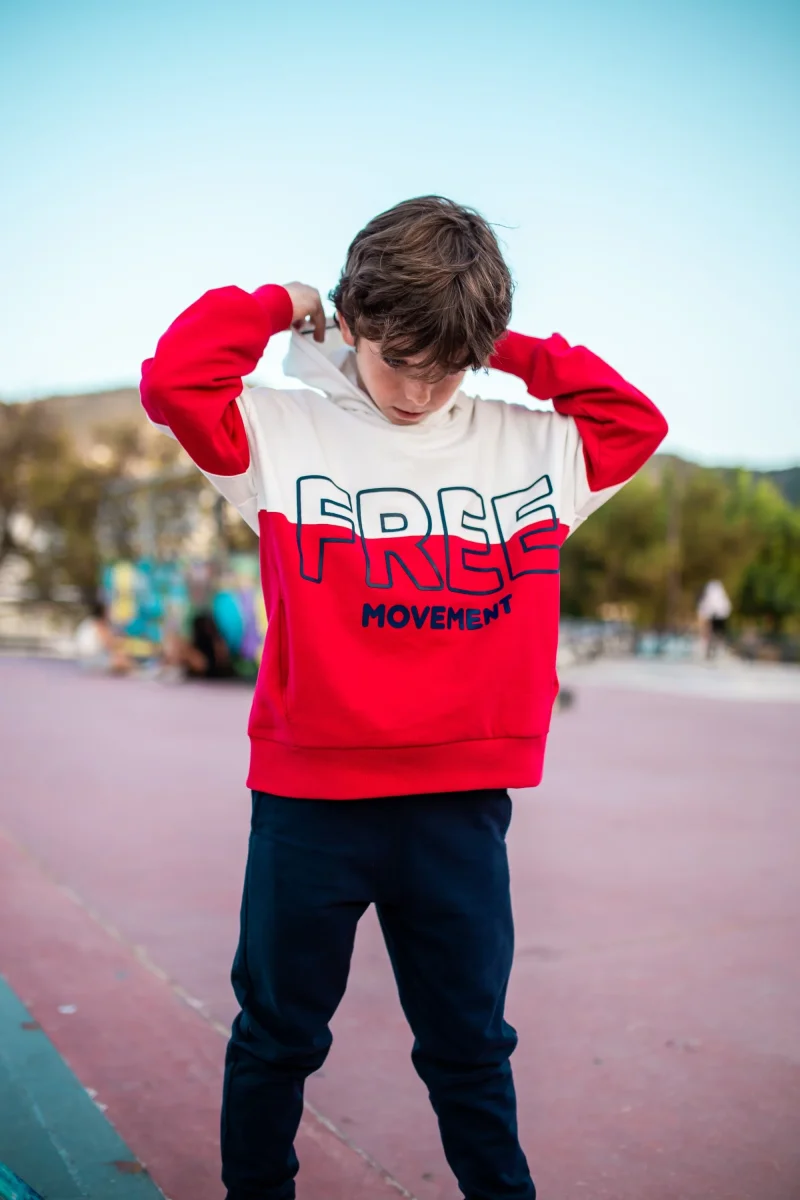 Sudadera roja de niño - Imagen 2