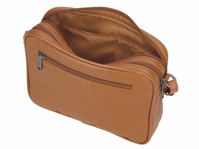 Bolso Pepe Jeans · Bandolera mediana · Doble compartimento · Coleccion Biker · Color Marrón claro - Imagen 9